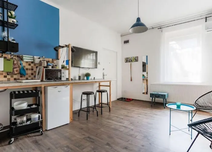Bpr Colorist Apartment *